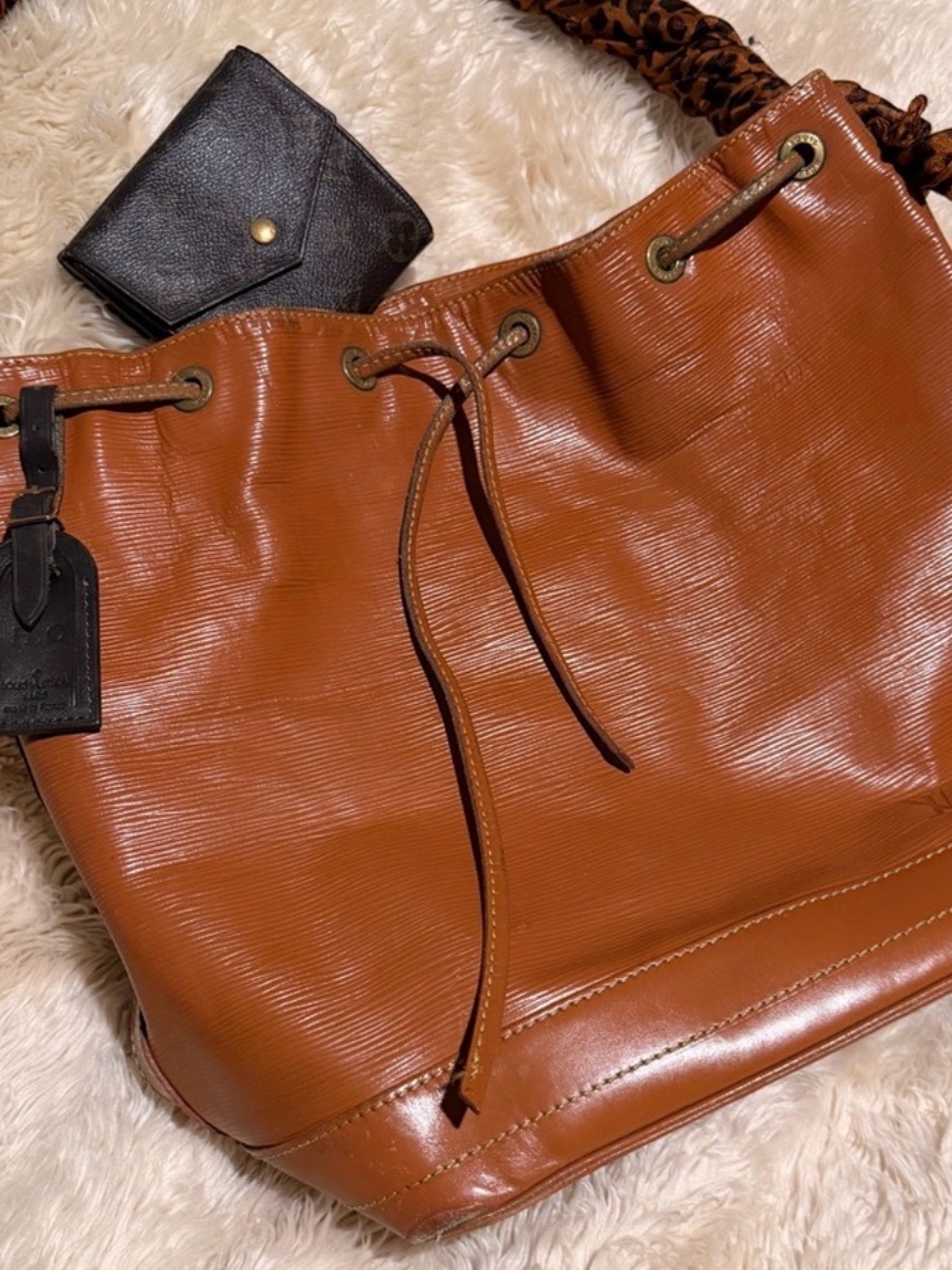 Louis Vuitton Epi Leather No Gm Bucket Bag Brown Drawstring Tote Vintage Lv